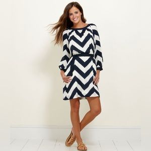 Vineyard Vines NWT 100% Silk Chevron Long Sleeve Lines Dress Women Size 8